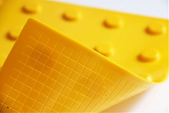 Тактильная плитка для слабовидящих, продольный риф (500x500, ТПУ)