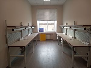 Рабочие места КСМ-1500 ESD с тумбами ТПМ-3 — 6 комплектов