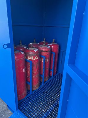 Изготовили под заказ хранилища для баллонов